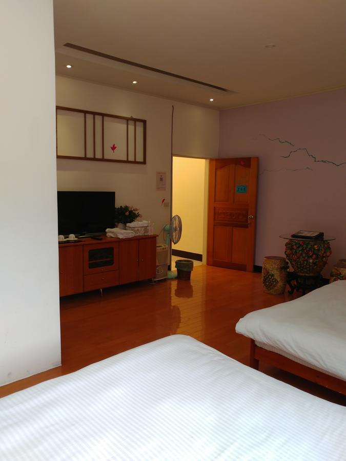 Lohas Gallery Long Stay Hostel Shiding Exterior photo